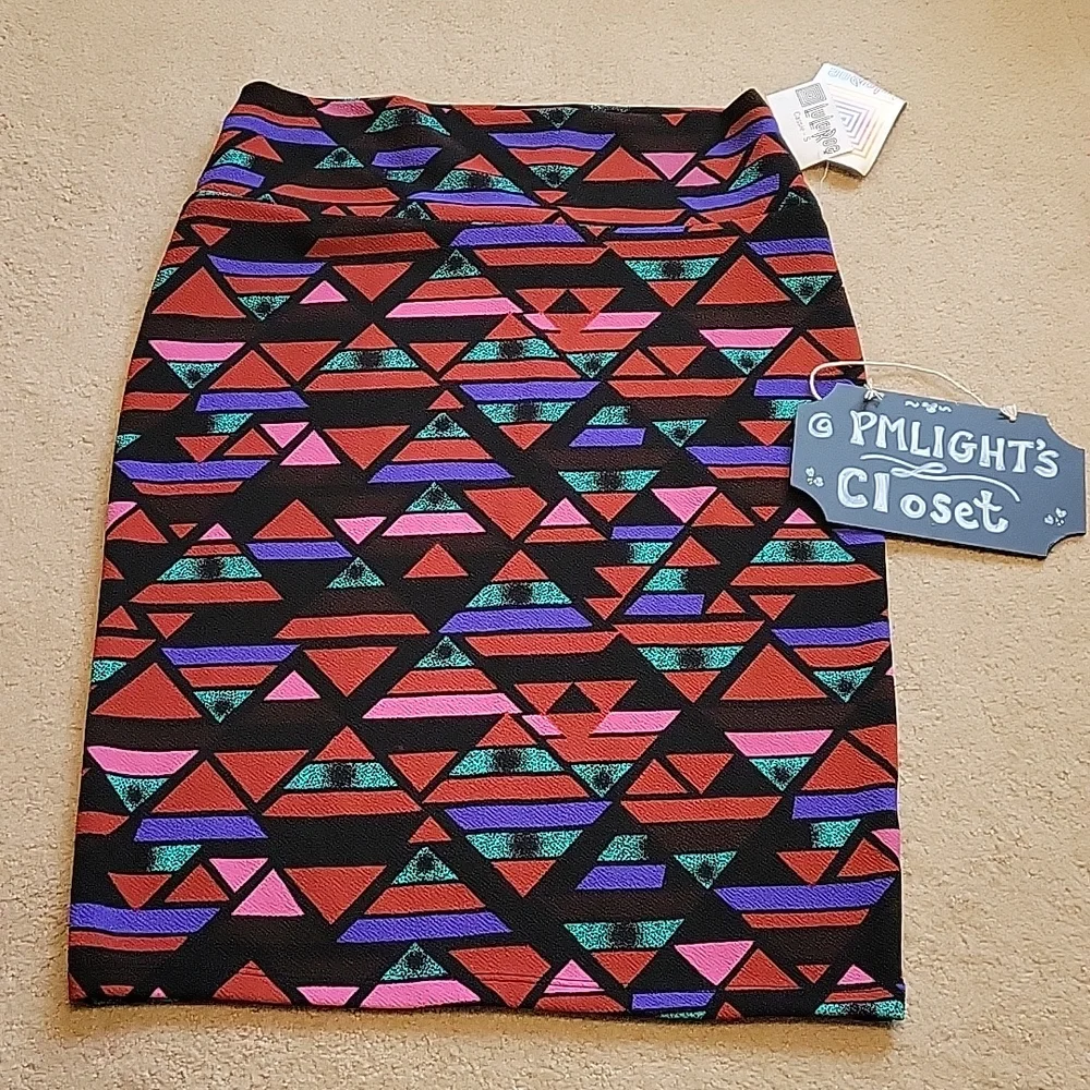 LuLaRoe Cassie Small Skirt New Black Red Purple Green Pink Geometric - Picture 1 of 4